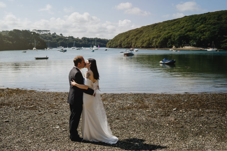 Harriet & Tom’s tiny Cornwall wedding